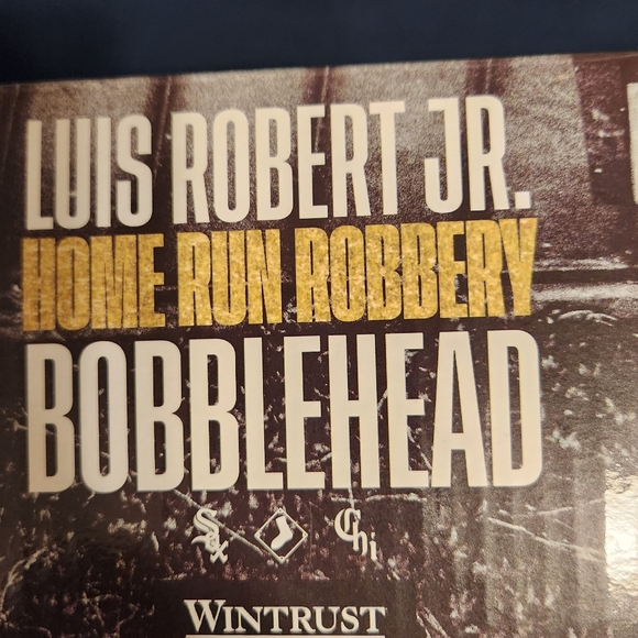 CHICAGO WHITE SOX/ NWT/ LUIS ROBERT JR. 2024 BOBBLEHEAD - Picture 3 of 8